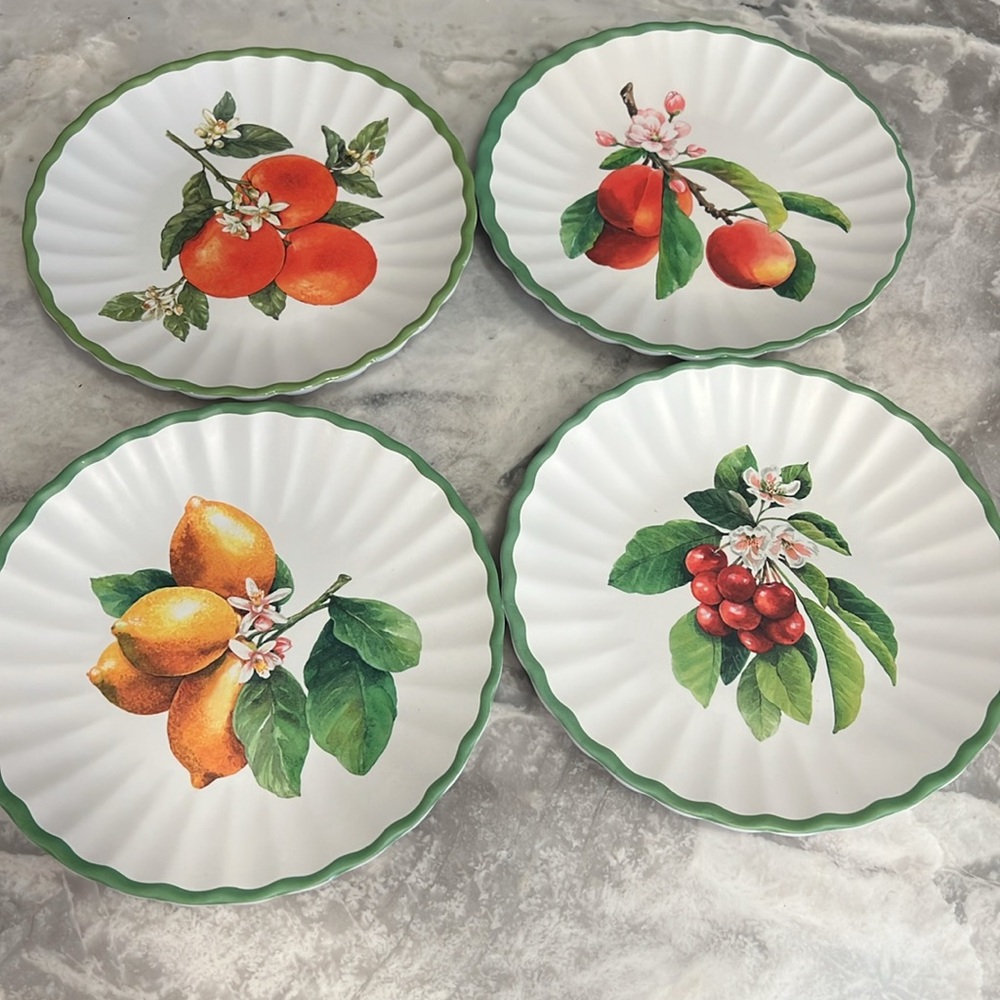 NWT - Set of 4 Salad Plates - by The Farmhouse Design Plate w/Green Trim